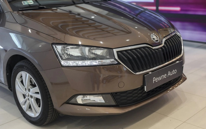 Skoda Fabia cena 52850 przebieg: 25415, rok produkcji 2019 z Nowe Miasto nad Pilicą małe 596